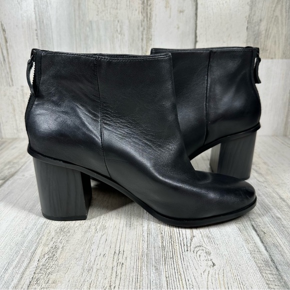 New Splendid Magnolia Leather Wood Grain Heel Ankle Boot in Black #1268 - Picture 14 of 14